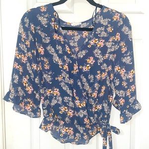 3 FOR $20 Sienna Sky Floral long sleeve top | small